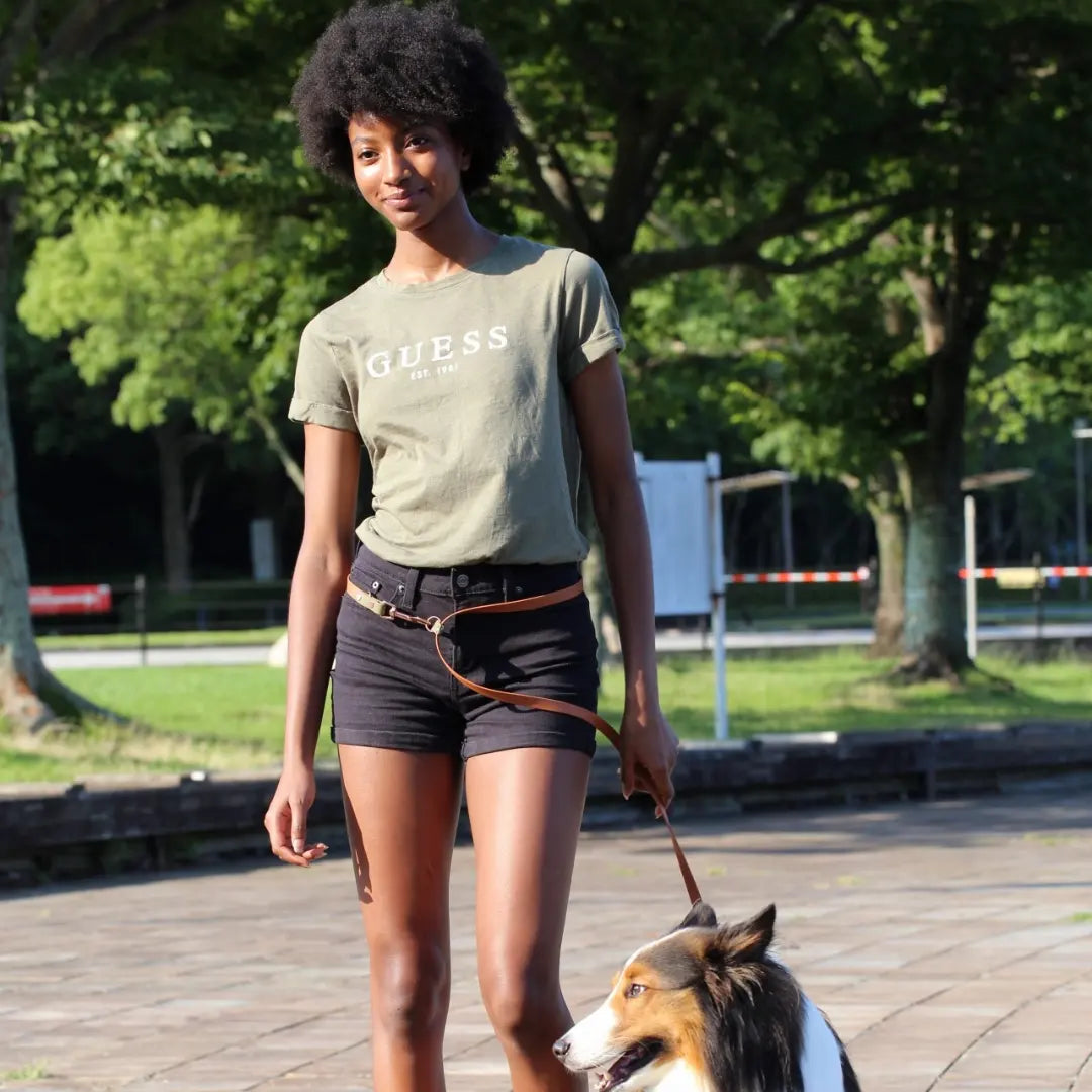 MATCHA CHOCOLATE Shoulder Leash